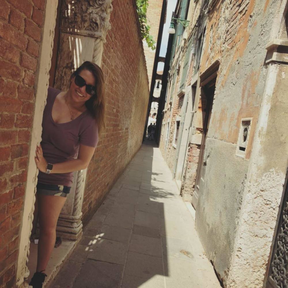 Meet your Posher, Nicole